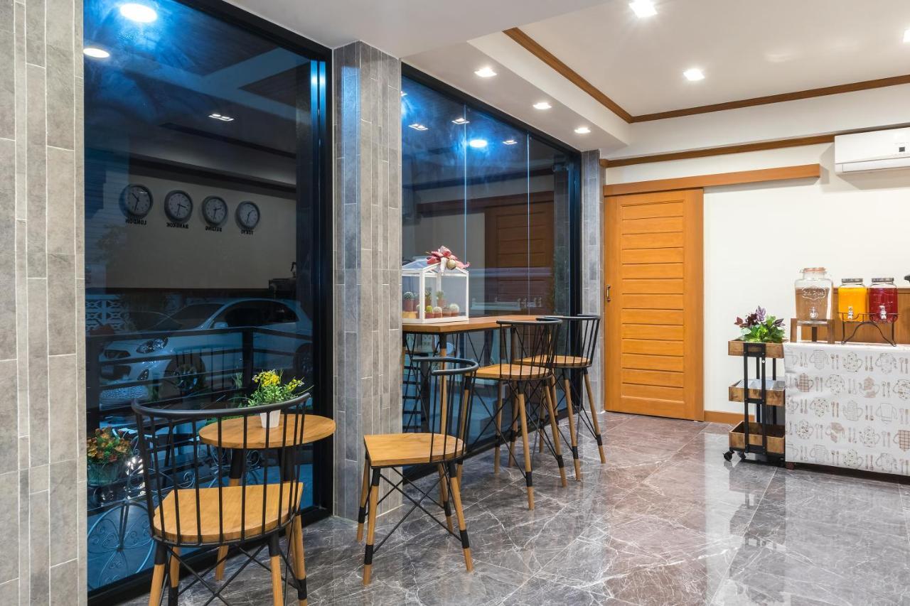 Suthep Home & Hostel Бангкок Экстерьер фото