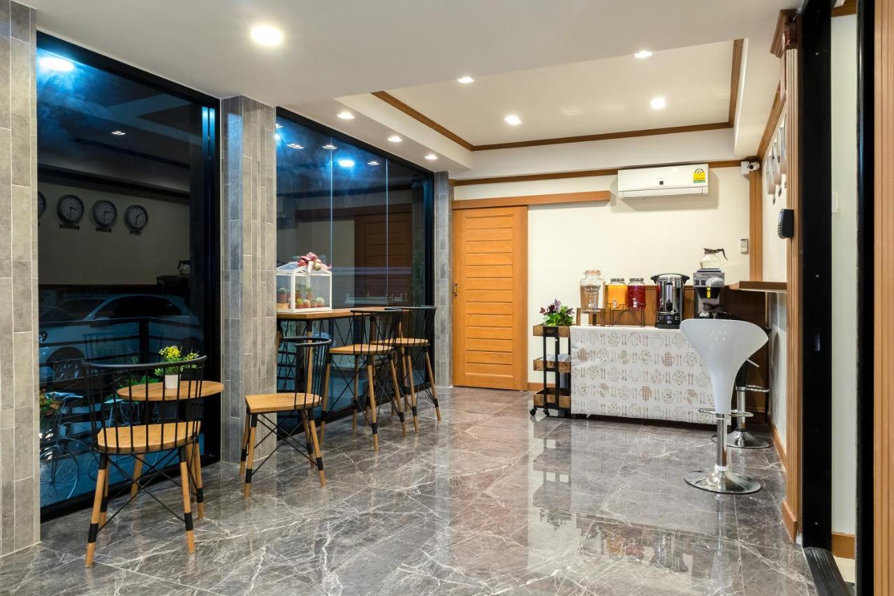 Suthep Home & Hostel Бангкок Экстерьер фото